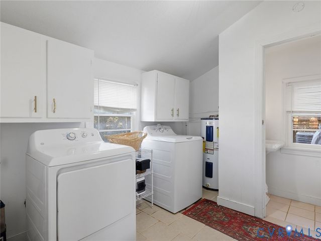 301 N Foxhill Rd, Henrico, VA 23223