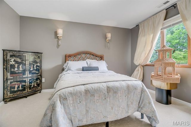 240 Sundew Drive, Belleville, IL 62221
