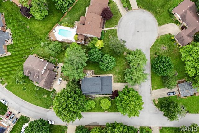 240 Sundew Drive, Belleville, IL 62221