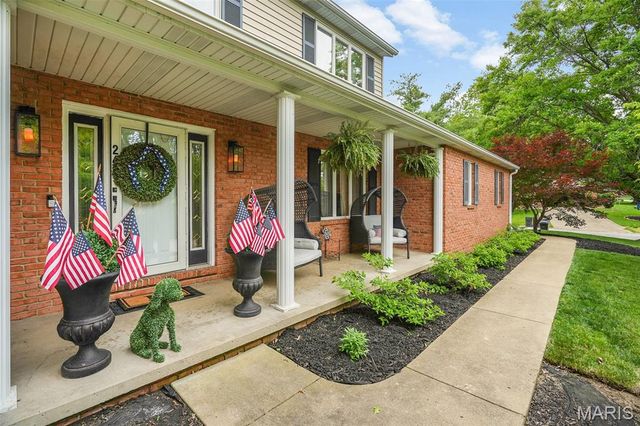 240 Sundew Drive, Belleville, IL 62221