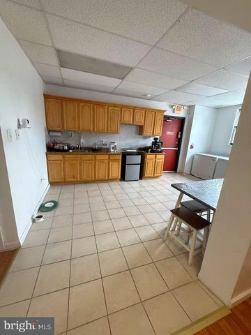 7360 FRANKFORD AVE, Philadelphia, PA 19136