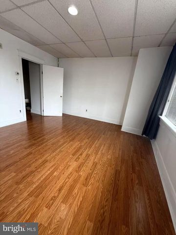 7360 FRANKFORD AVE, Philadelphia, PA 19136