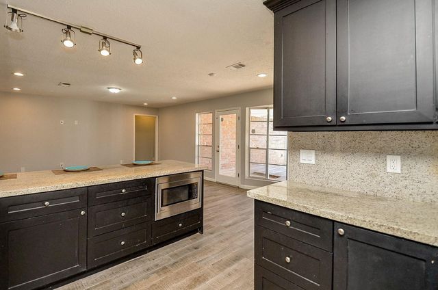 9215 Sharpcrest Street, Houston, TX 77036