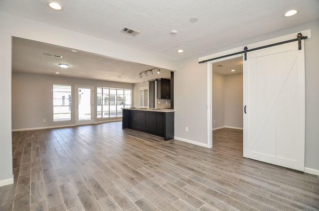 9215 Sharpcrest Street, Houston, TX 77036