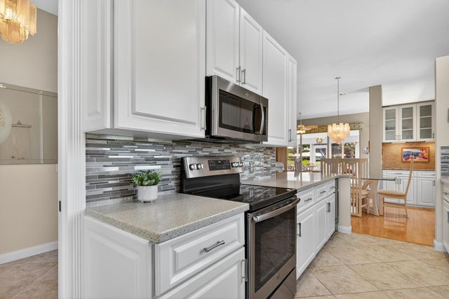2595 SW Greenwich Way, Palm City, FL 34990