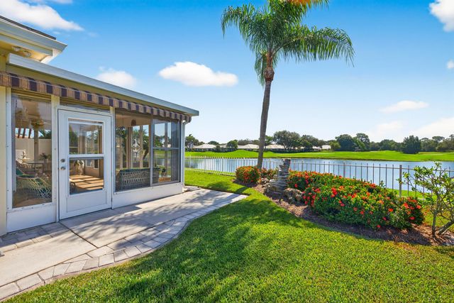 2595 SW Greenwich Way, Palm City, FL 34990