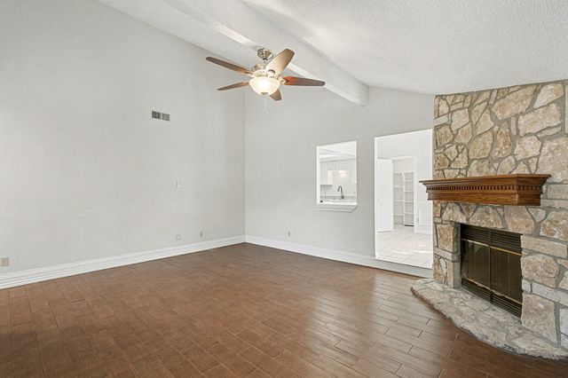 6721 Cherrytree Drive, Arlington, TX 76001