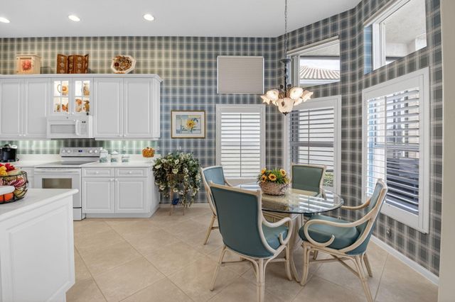 7237 Morocca Lake Drive, Delray Beach, FL 33446