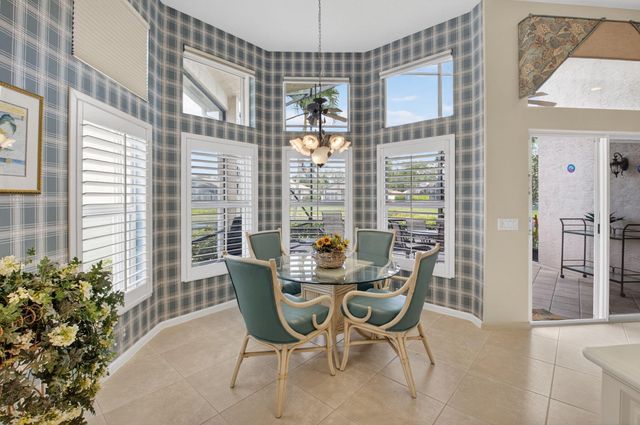 7237 Morocca Lake Drive, Delray Beach, FL 33446