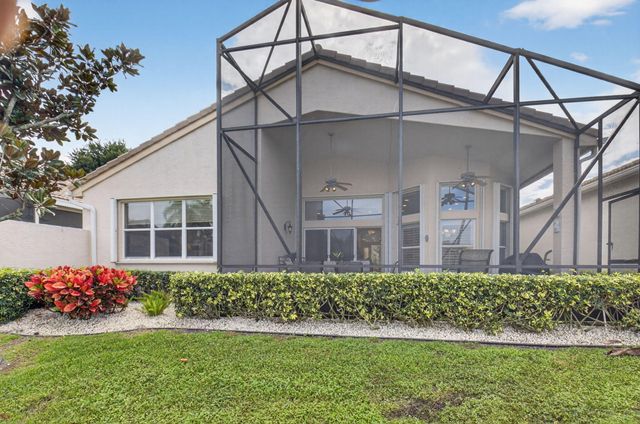 7237 Morocca Lake Drive, Delray Beach, FL 33446