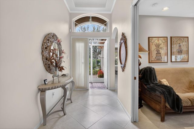 7237 Morocca Lake Drive, Delray Beach, FL 33446