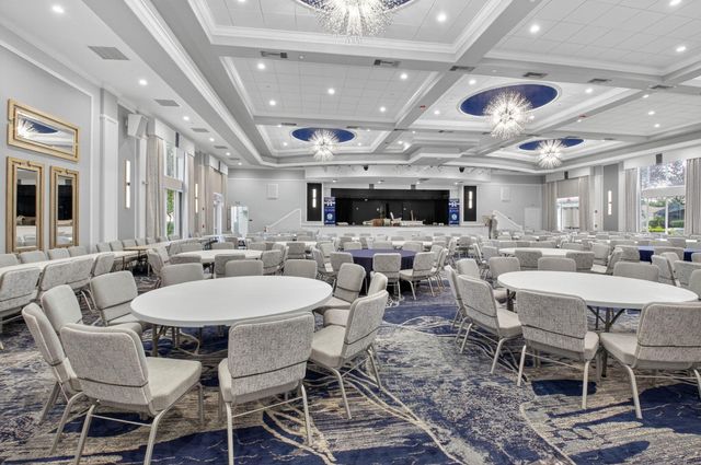 7237 Morocca Lake Drive, Delray Beach, FL 33446