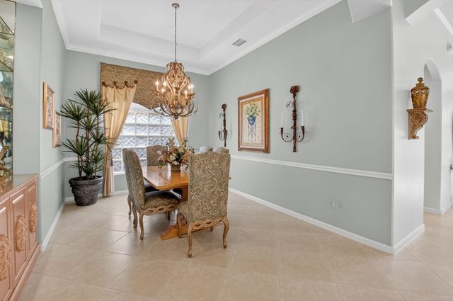 7237 Morocca Lake Drive, Delray Beach, FL 33446