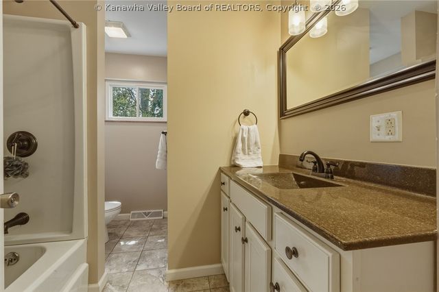 1812 Rosewood Road, Charleston, WV 25314