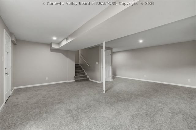 1812 Rosewood Road, Charleston, WV 25314