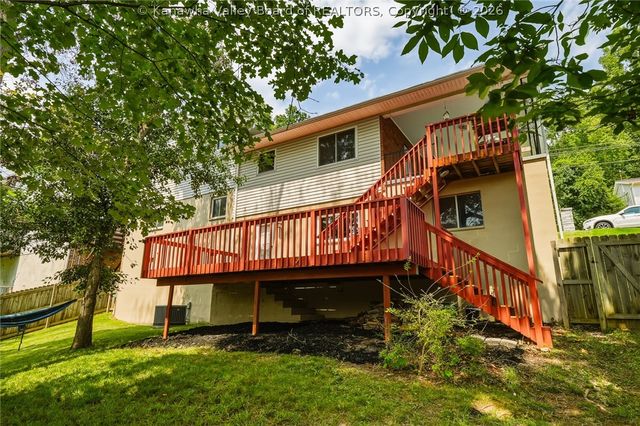 1812 Rosewood Road, Charleston, WV 25314
