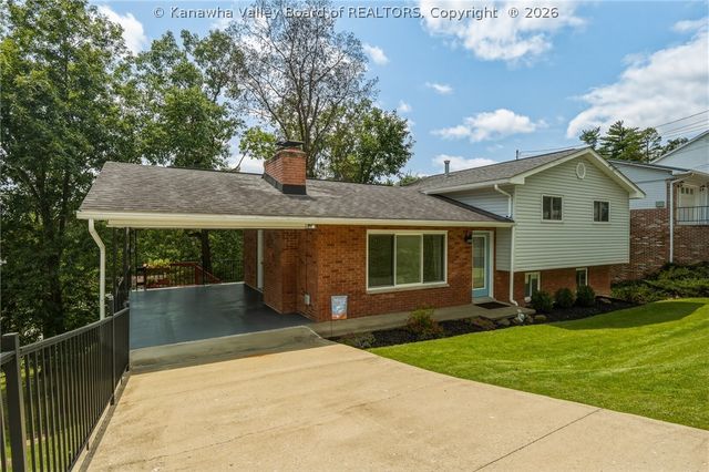 1812 Rosewood Road, Charleston, WV 25314