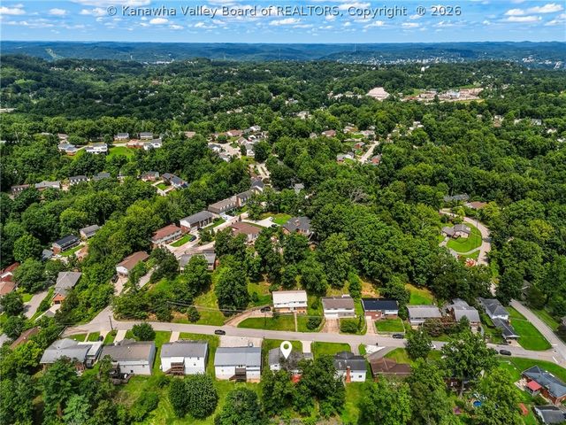 1812 Rosewood Road, Charleston, WV 25314