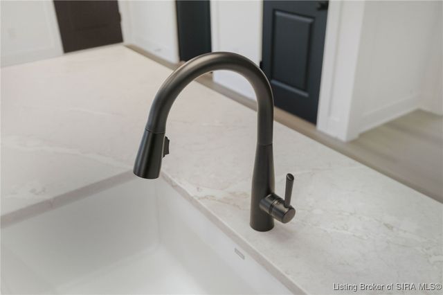 227 Hopkins Lane, Jeffersonville, IN 47130