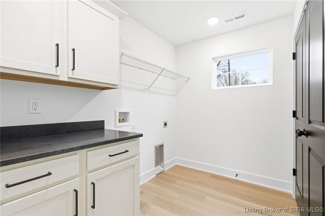 227 Hopkins Lane, Jeffersonville, IN 47130