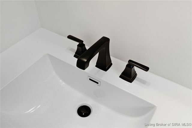 227 Hopkins Lane, Jeffersonville, IN 47130