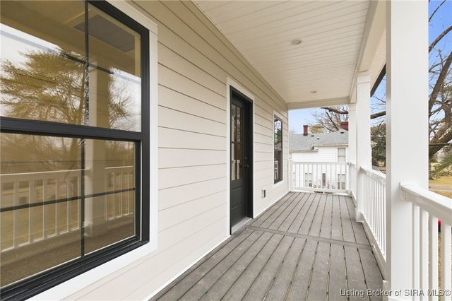 227 Hopkins Lane, Jeffersonville, IN 47130