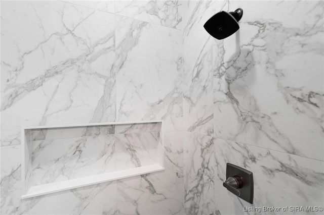 227 Hopkins Lane, Jeffersonville, IN 47130