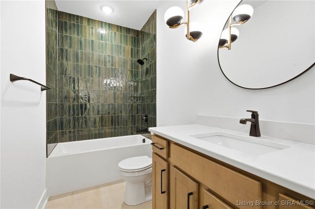 227 Hopkins Lane, Jeffersonville, IN 47130