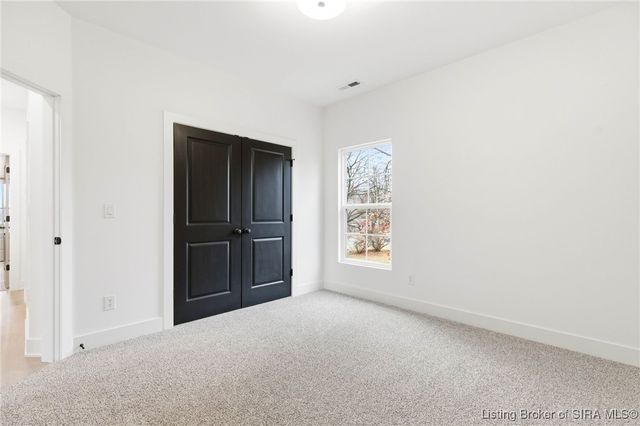 227 Hopkins Lane, Jeffersonville, IN 47130