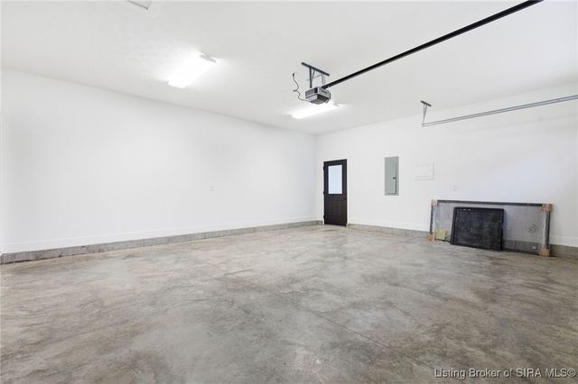 227 Hopkins Lane, Jeffersonville, IN 47130