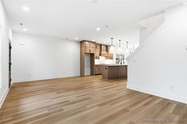 227 Hopkins Lane, Jeffersonville, IN 47130