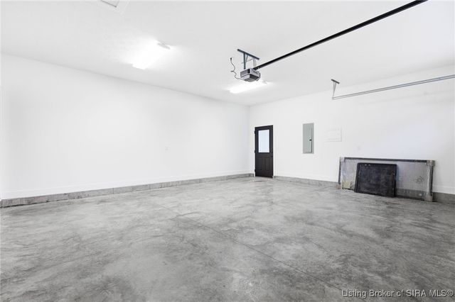 227 Hopkins Lane, Jeffersonville, IN 47130