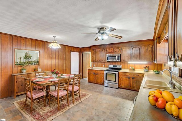 744 Cooper Bridge Road, Fountain Inn, SC 29644