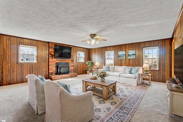 744 Cooper Bridge Road, Fountain Inn, SC 29644