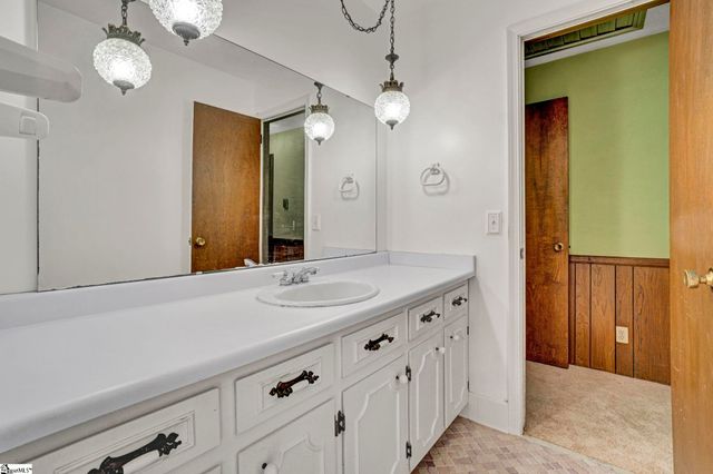 744 Cooper Bridge Road, Fountain Inn, SC 29644