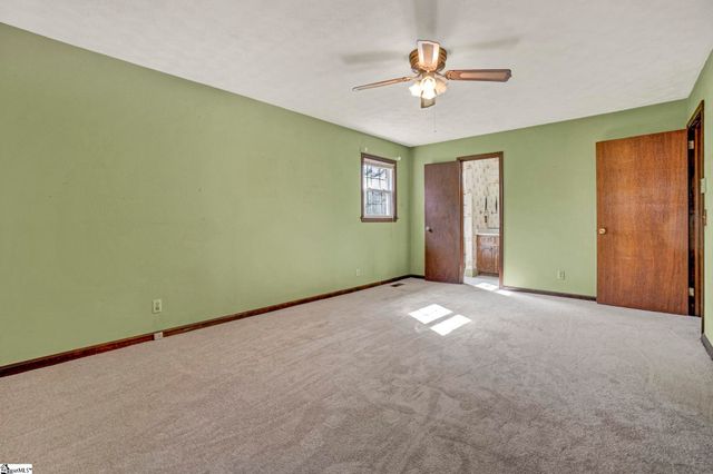 744 Cooper Bridge Road, Fountain Inn, SC 29644