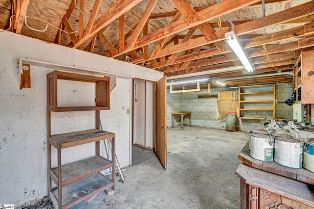 744 Cooper Bridge Road, Fountain Inn, SC 29644