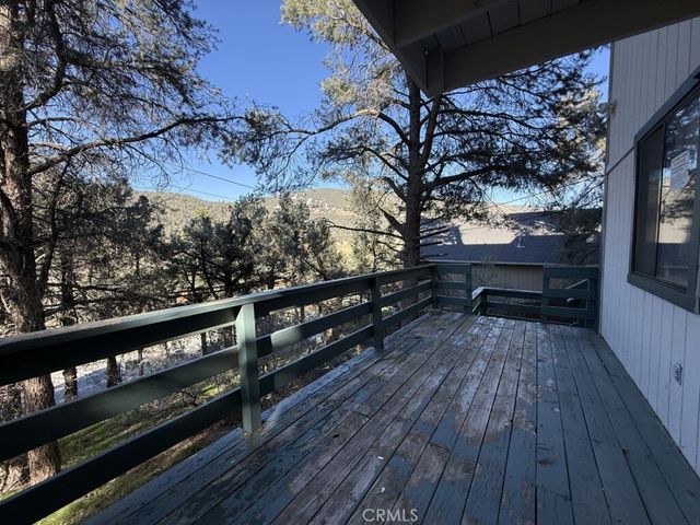 9216 Whispering Pines Road, Frazier Park, CA 93225