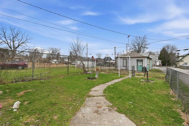 2431 New Haven Avenue, Fort Wayne, IN 46803