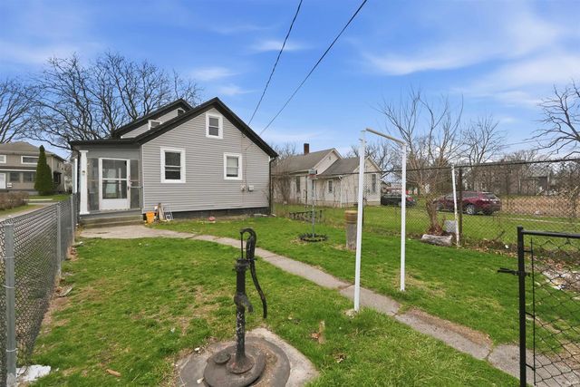 2431 New Haven Avenue, Fort Wayne, IN 46803