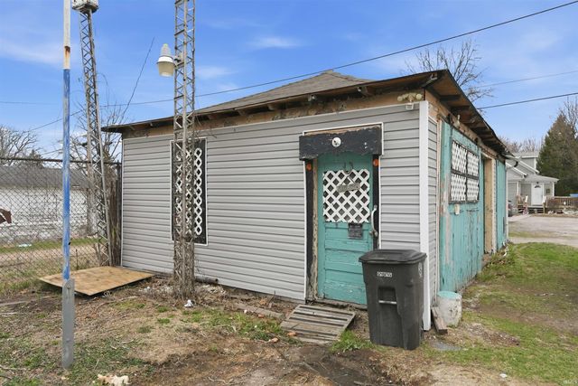 2431 New Haven Avenue, Fort Wayne, IN 46803