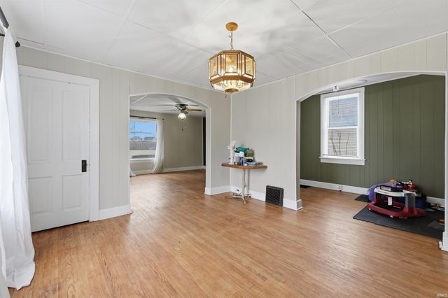 2431 New Haven Avenue, Fort Wayne, IN 46803