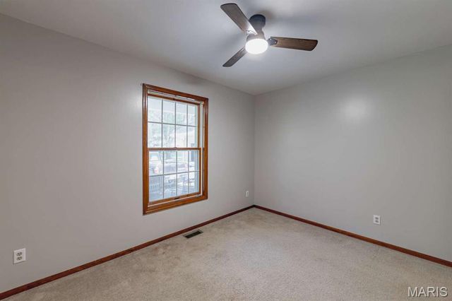 6 Deer Creek Drive, O'fallon, MO 63366