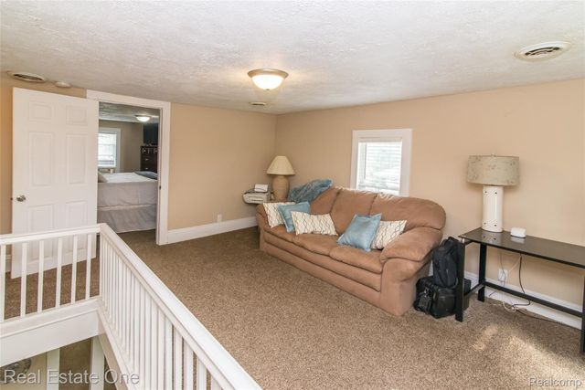 821 Dearborn Street, Howell, MI 48843