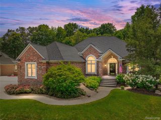 55975 Sequoia Court, Shelby Charter Township, MI 48316