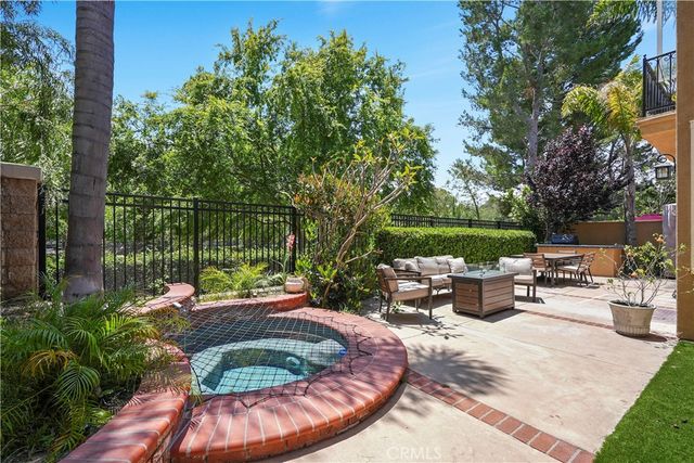 25 Belfort, Newport Coast, CA 92657