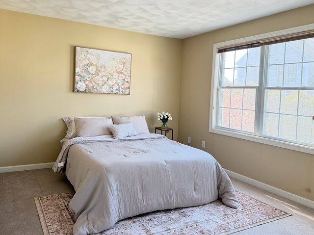 12 Ship Ave 1, Medford, MA 02155