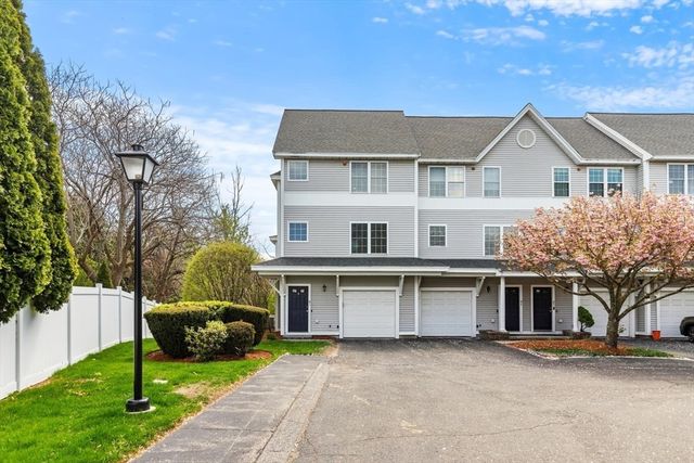 12 Ship Ave 1, Medford, MA 02155