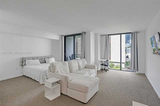 31 SE 6th Street 805, Miami, FL 33131