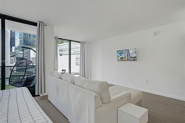 31 SE 6th Street 805, Miami, FL 33131